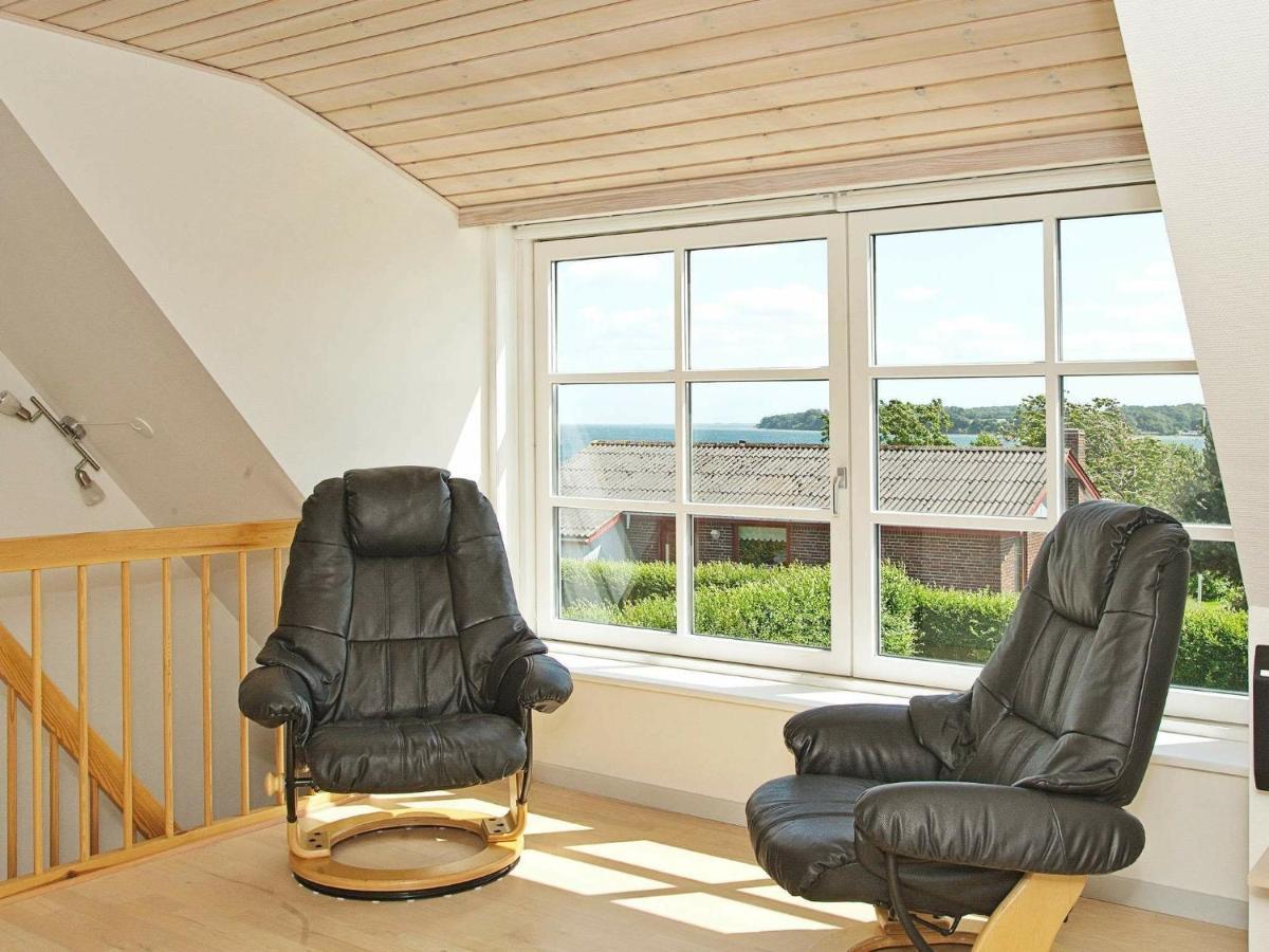 6 Person Holiday Home In Hejls Habitación foto